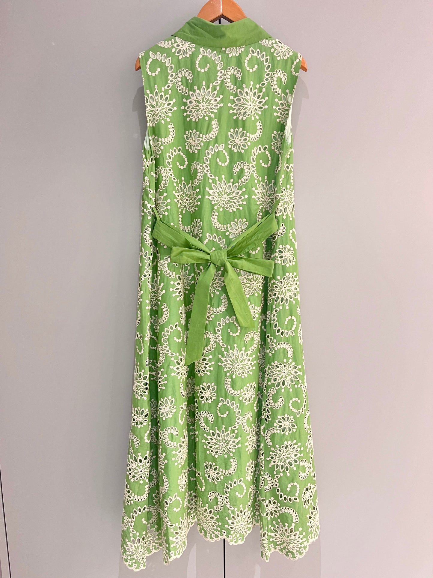 カットワークレースワンピース〈グリーン〉