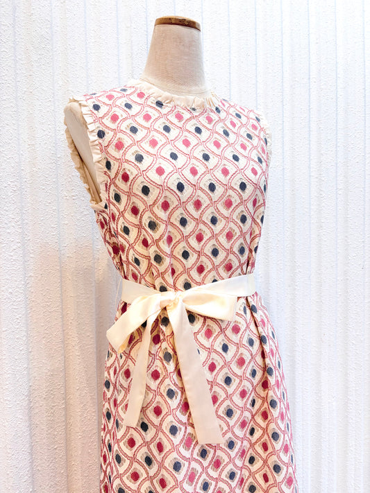 フリルノースリワンピース