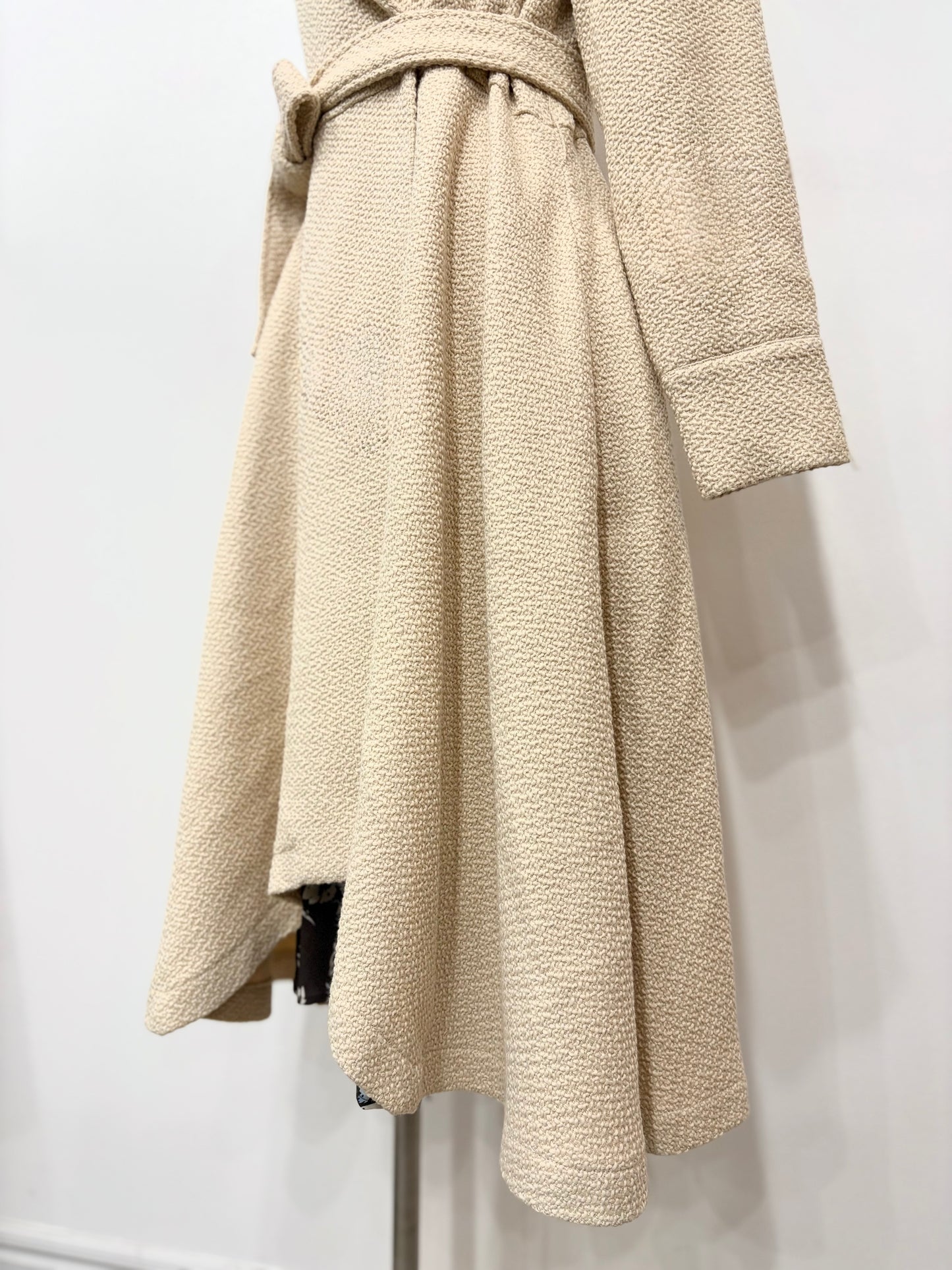 不对称羊毛混纺大衣(米色)