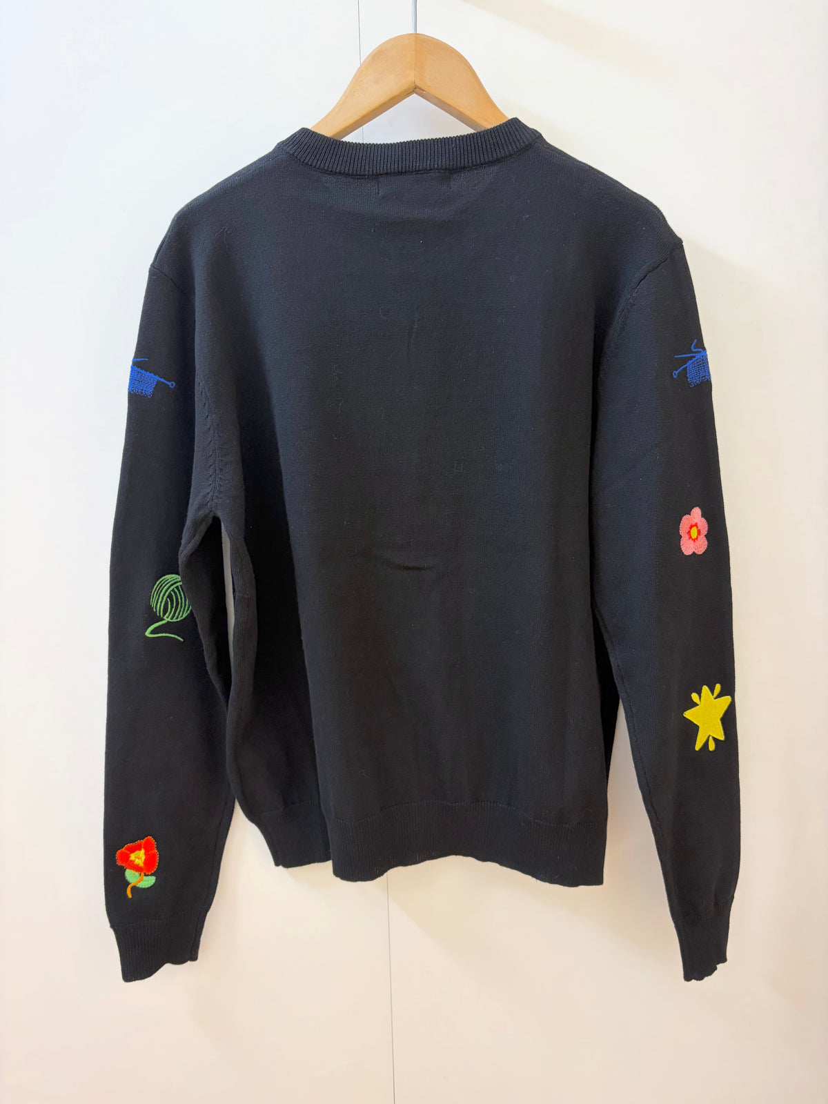 🆕モチーフ刺繍カーディガン〈ブラック〉