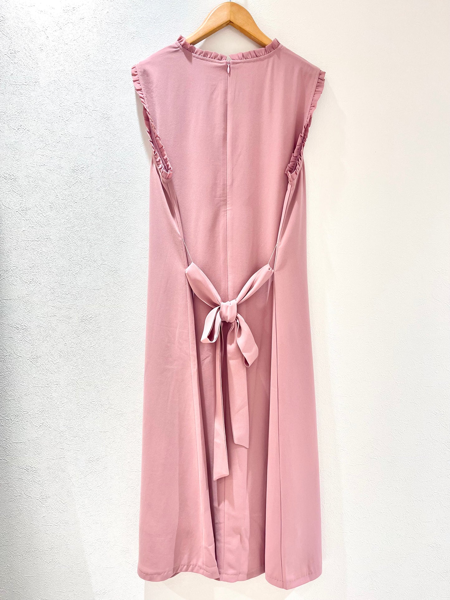 Frill Sleeveless Dress (Pink)