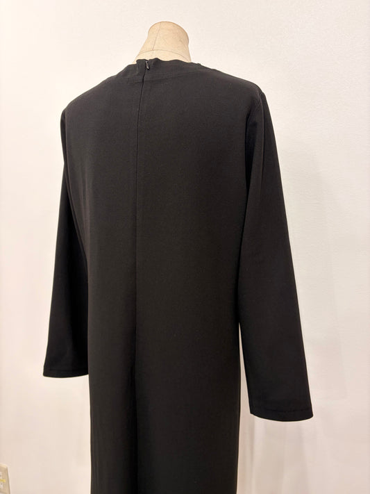 ジャージ素材ワンピース〈ブラック〉