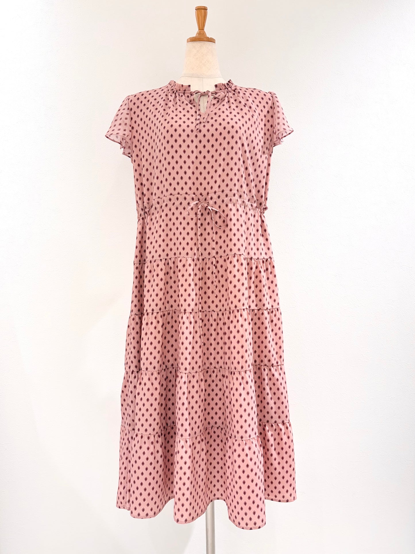 フレンチスリーブワンピース〈ピンク柄〉