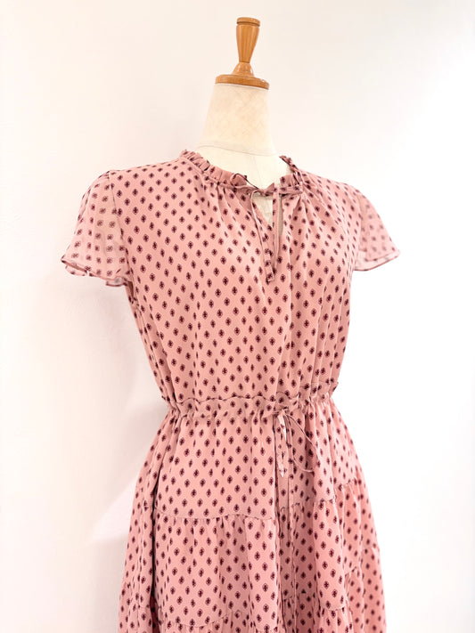 フレンチスリーブワンピース〈ピンク柄〉
