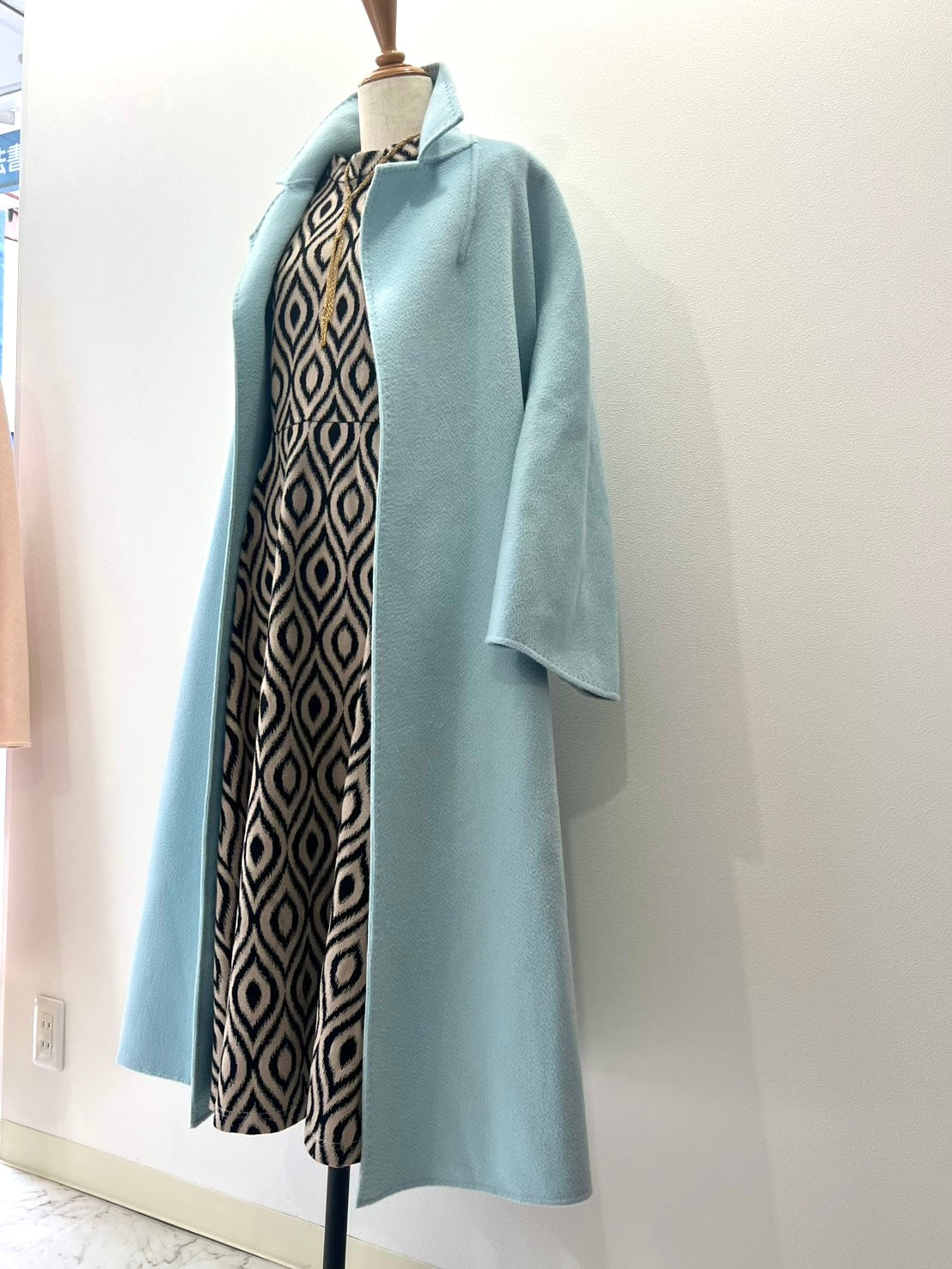 ウール100%コート〈sax〉