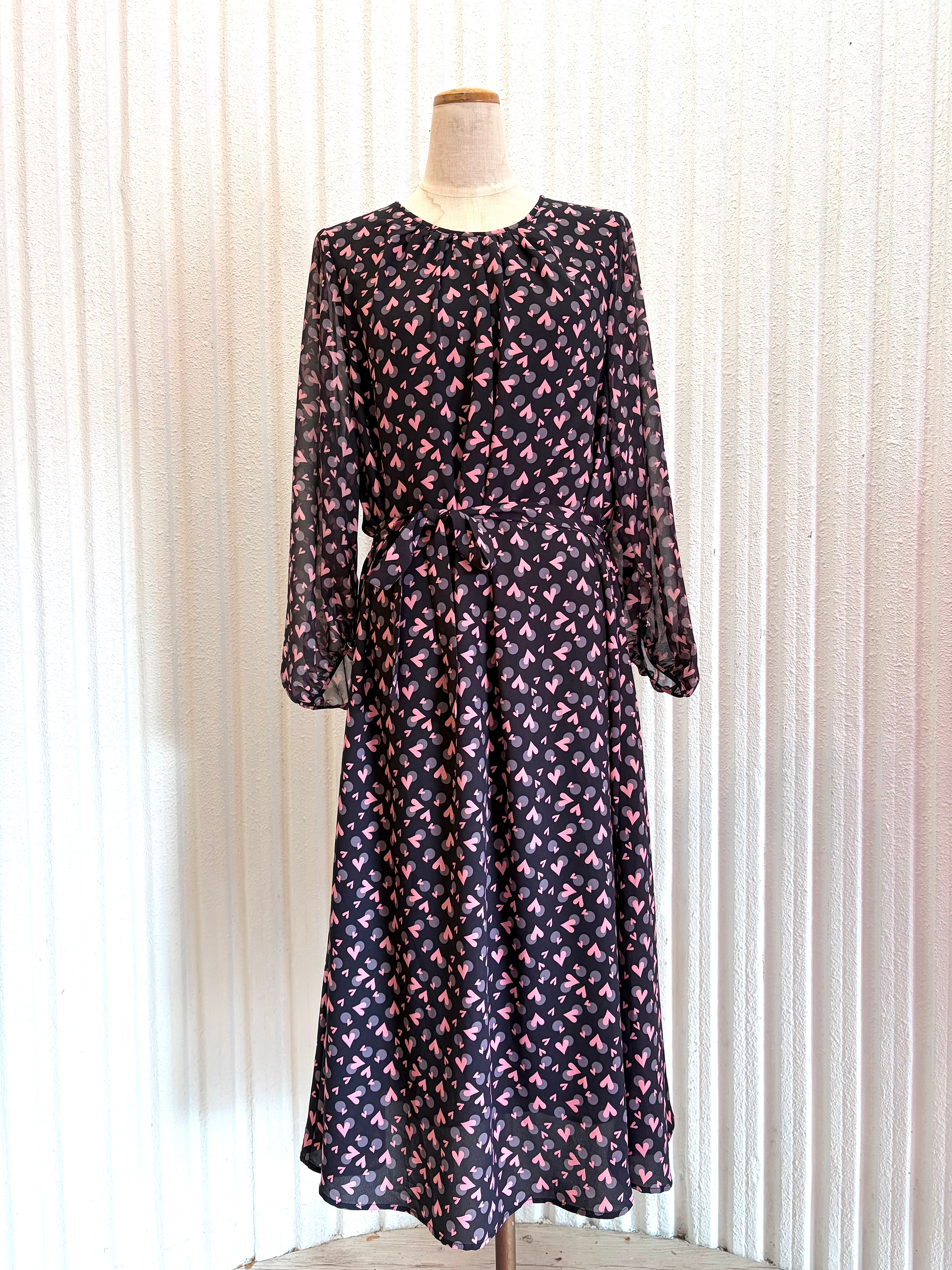 アマルフィー オンラインショップ / AMARPHIE Online Shop – アマ