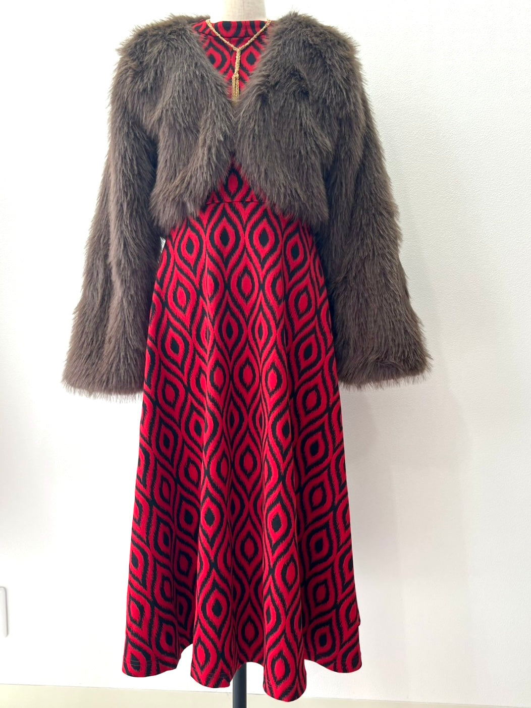 フェイクファーボレロ〈ブラウン〉