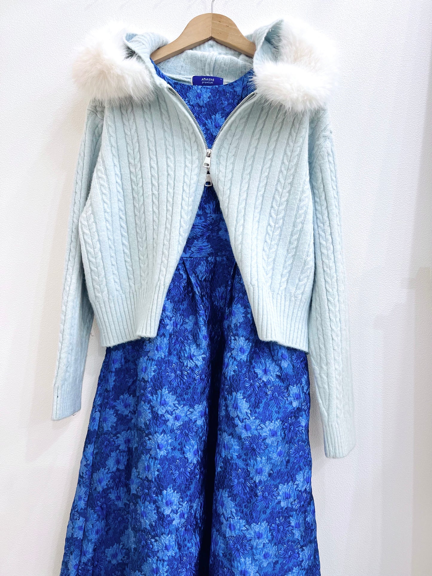 【数量限定】ファー付きジップアップニットカーディガン