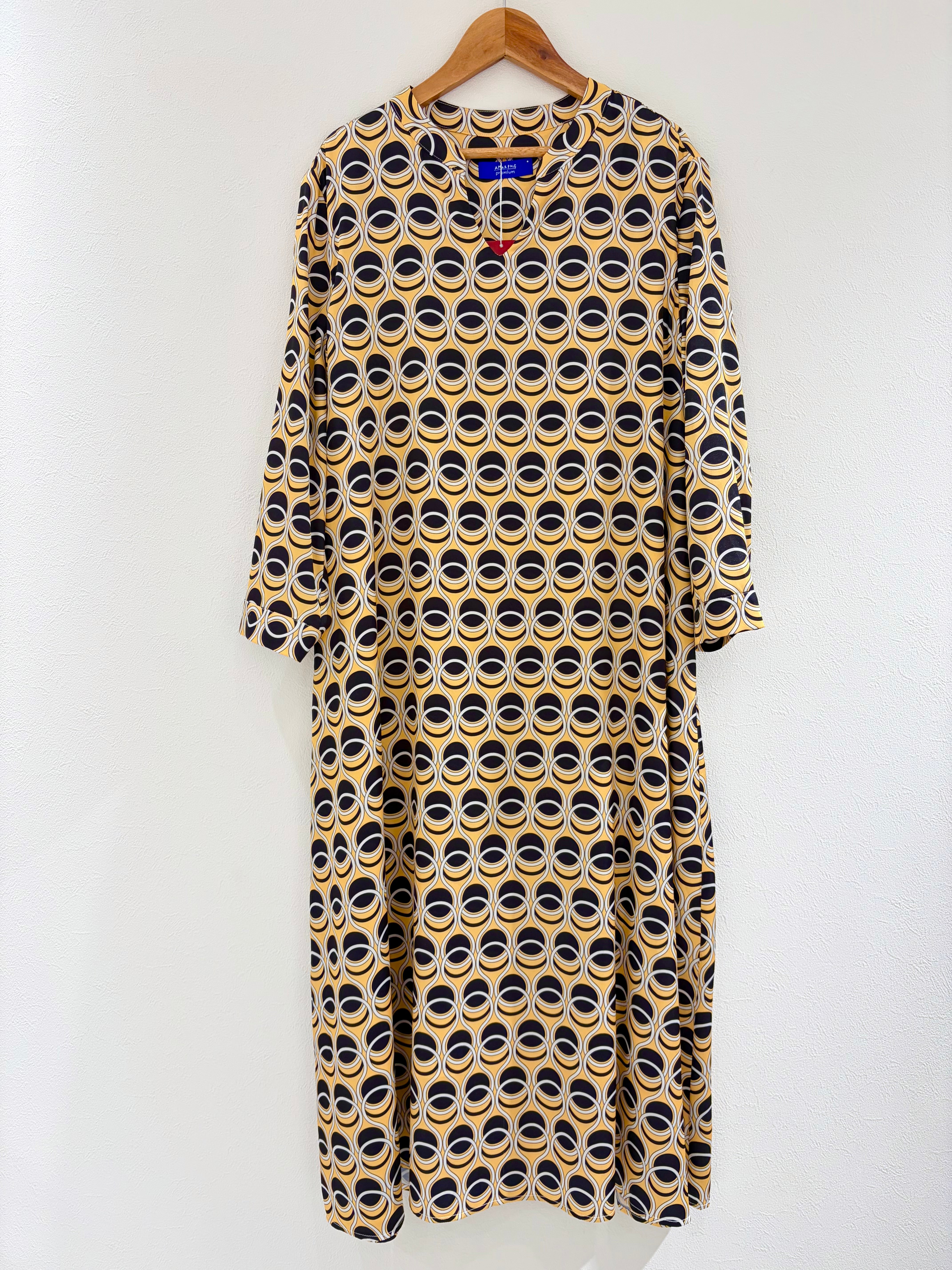 アマルフィー オンラインショップ / AMARPHIE Online Shop – アマ