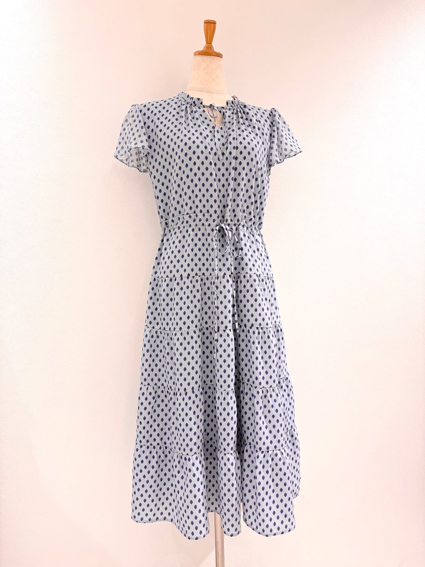 フレンチスリーブワンピース〈ブルー柄〉