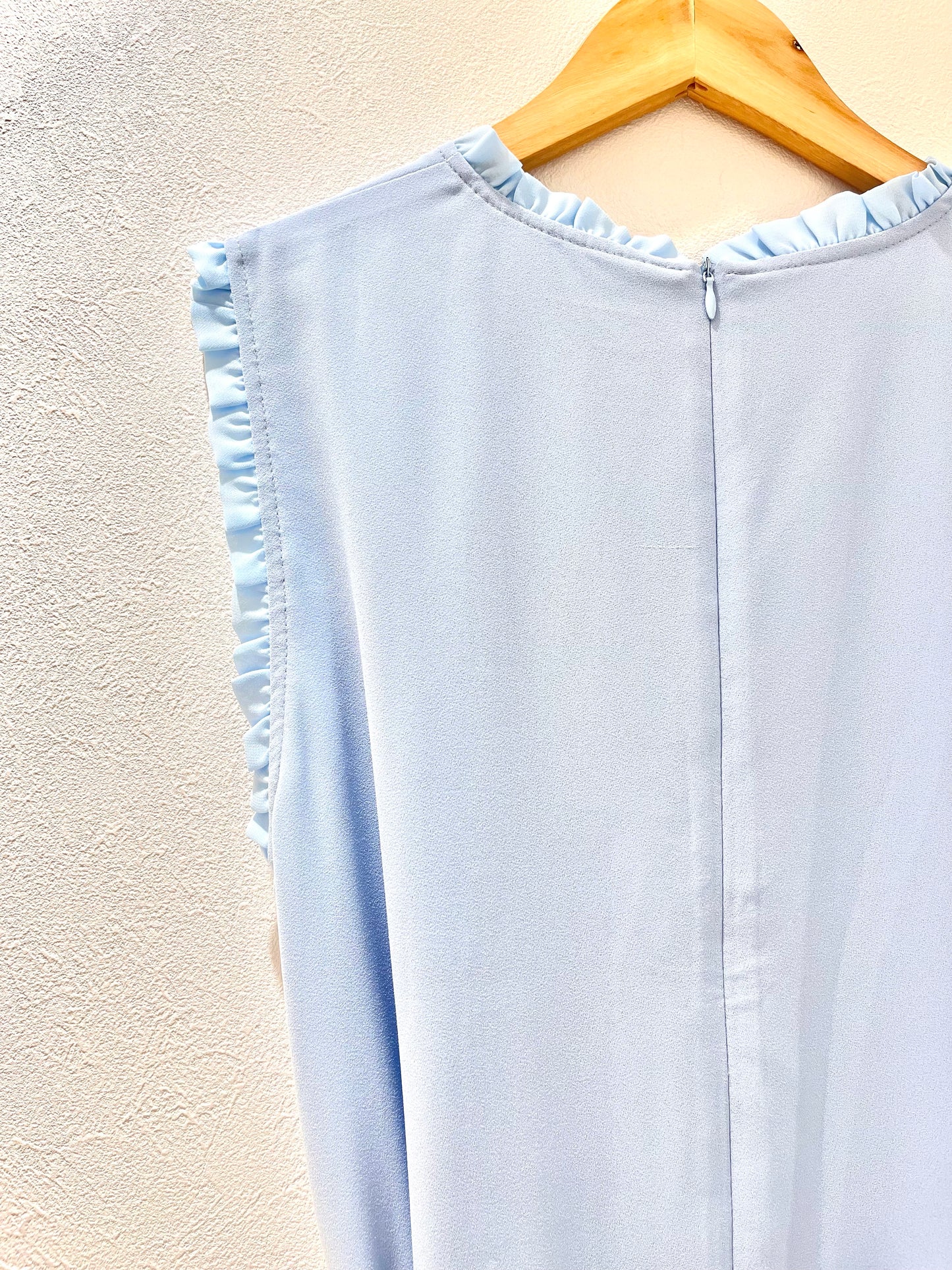 Frill Sleeveless Dress (Blue)