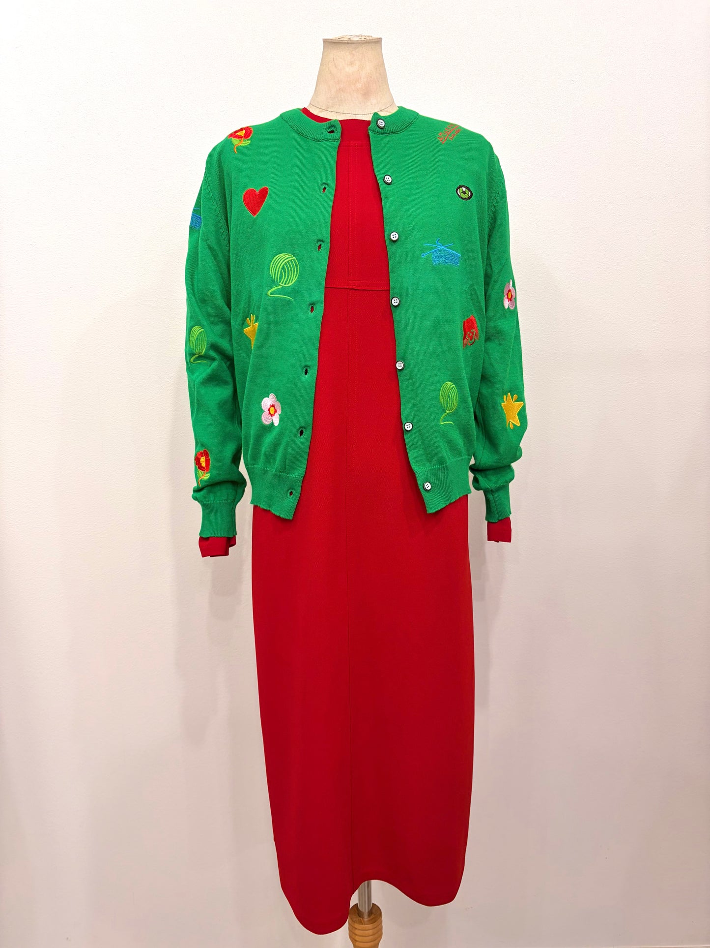 ジャージ素材ワンピース〈レッド〉