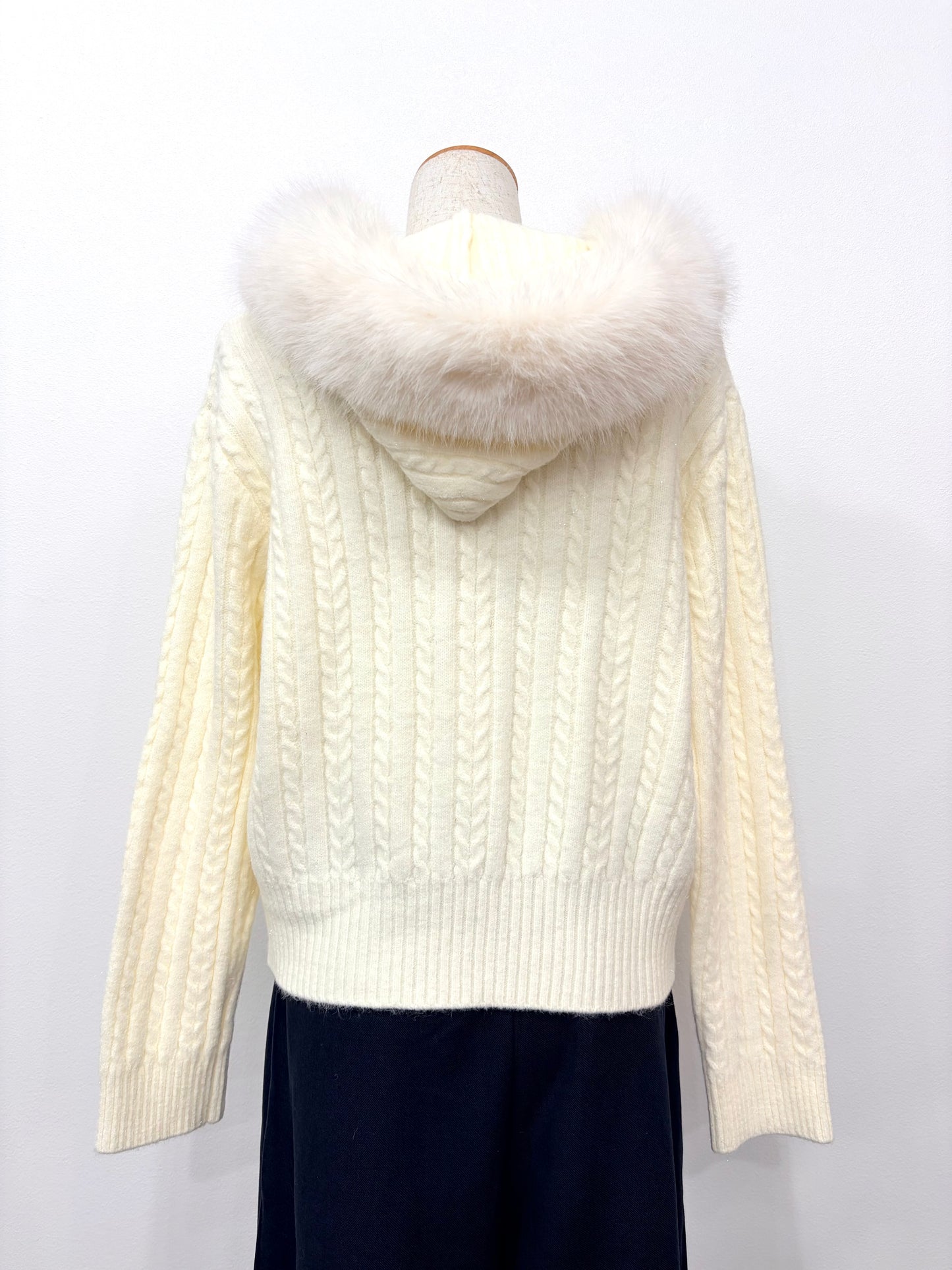 【数量限定】ファー付きジップアップニットカーディガン