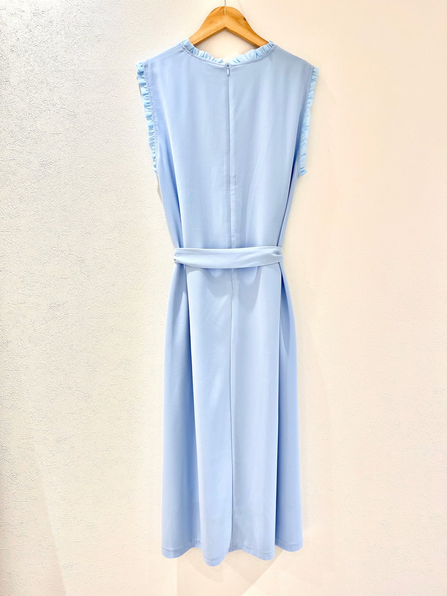 Frill Sleeveless Dress (Blue)