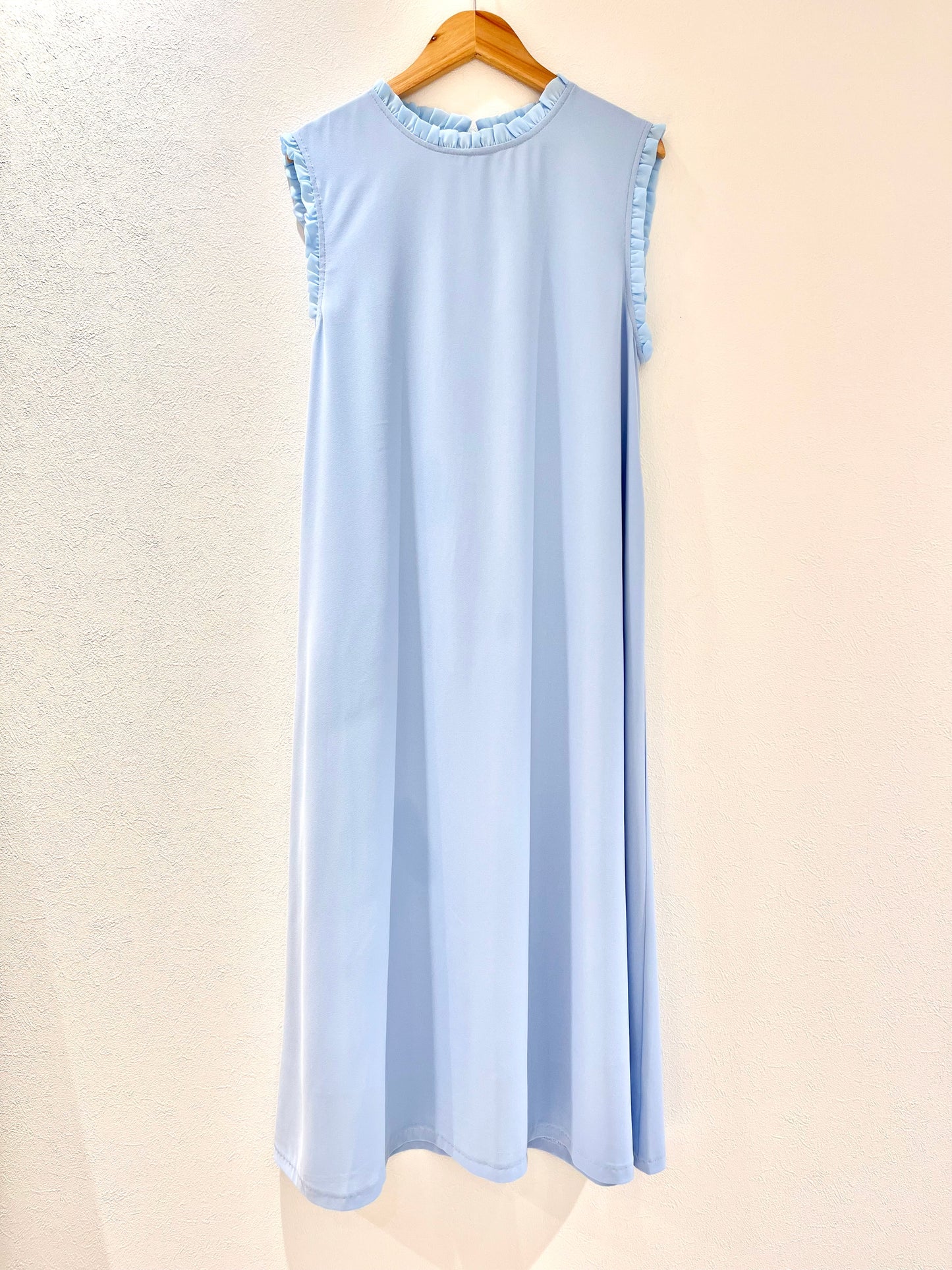 Frill Sleeveless Dress (Blue)