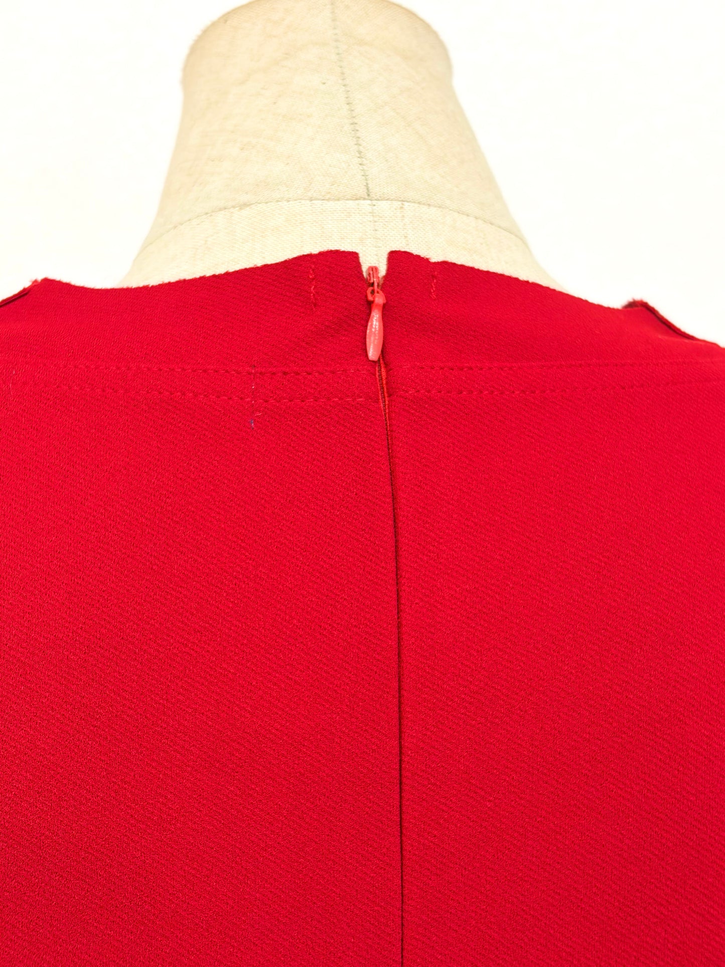 ジャージ素材ワンピース〈レッド〉