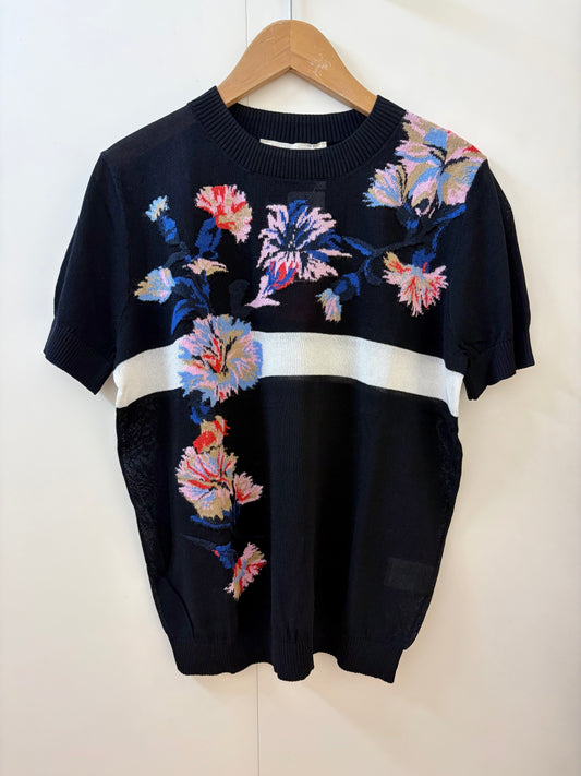 半袖刺繍ニットトップス